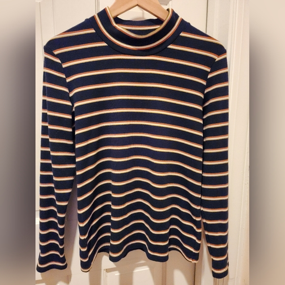 Tops - Mock Ribbed Turtleneck Striped Navy Size M